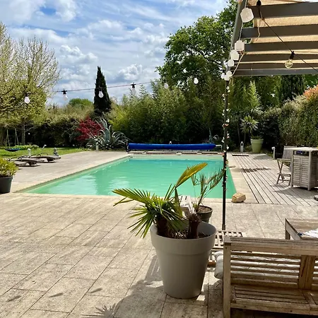 Le Clos Des Fraisiers Hébergement de vacances Monteux
